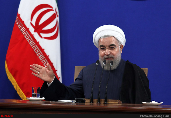 روحانی در مشهد: یک مملکت و یک قانون/مشهد با دیگر شهرها متفاوت نیست