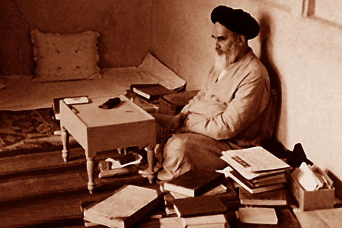 آیا امام خمینی با مفاهیمی چون آزادی و دموکراسی بیگانه بود؟