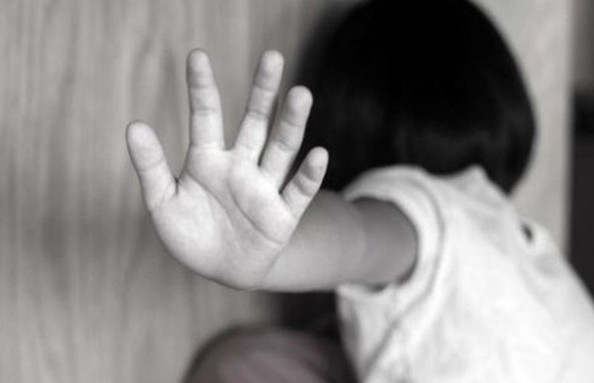 تعرض پیرمرد به دختربچه ۹ ساله منجر به خودکشی وی شد