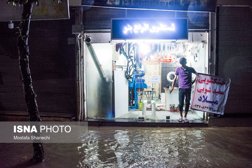 دردسرهای بارندگی پائیزی برای شهروندان ساروی