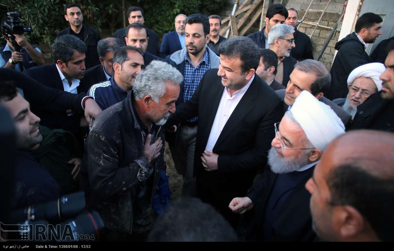 دیدار رئیس جمهور با مردم سیل زده مازندران / تصاویر