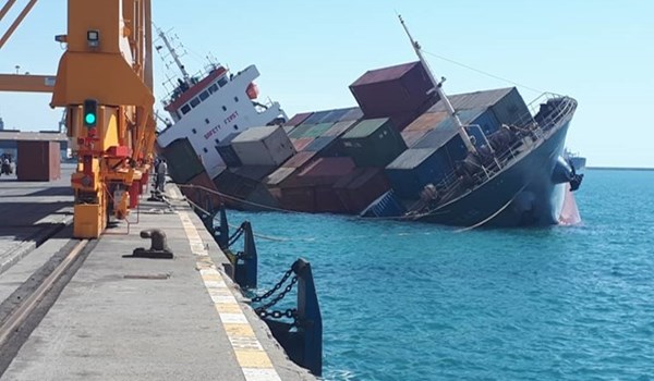 ماجرای غرق شدن یک کشتی تجاری در بندر شهید رجایی