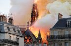 کلیسای مشهور نوتردام فرانسه در آتش سوخت + عکس