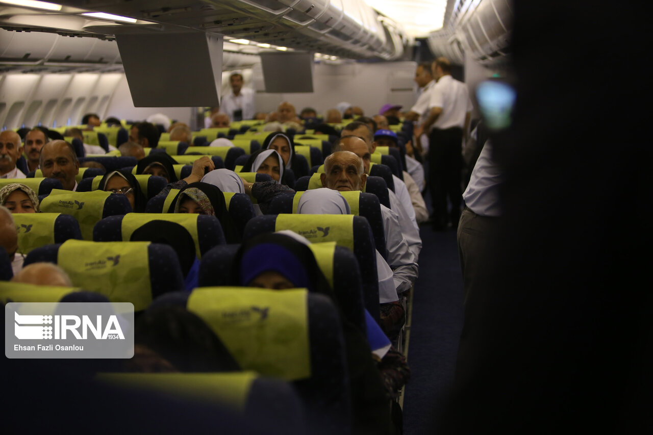 نخستین پرواز حجاج مازندرانی از فرودگاه دشت ناز / تصاویر