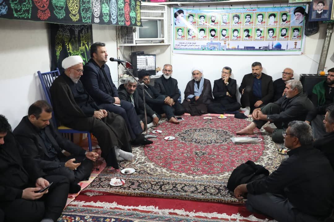 حضور استاندار در جمع زائران هیات های مذهبی مازندران در مشهد الرضا(ع) / تصاویر