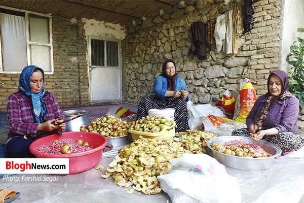پخت ترشی انار (انار ترشی) در روستاهای شرق مازندران