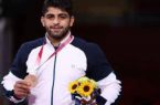 محمد هادی ساروی برنز المپیک را به گردن آویخت
