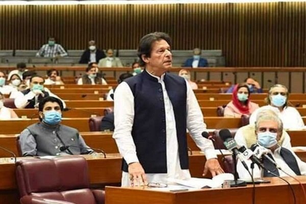 تکه های پازل برکناری عمران خان از نخست وزیری پاکستان
