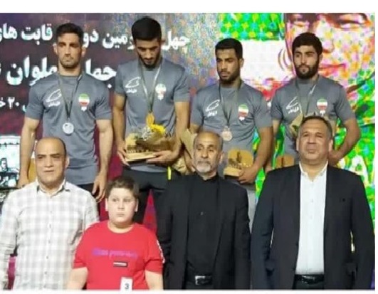 تیم ملی ایران ؛ جام قهرمانی کشتی آزاد تختی را بالای سر برد