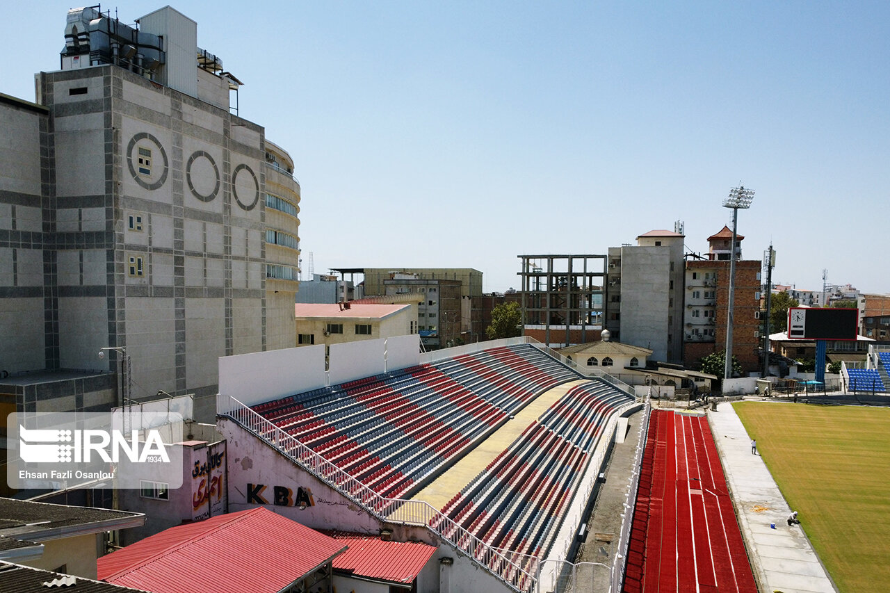 تصاویری از تکمیل بهسازی ورزشگاه شهید وطنی قائمشهر