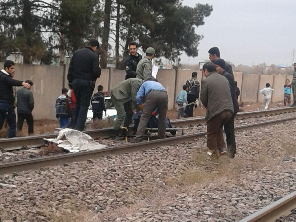 مرگ خانم جوان در حادثه برخورد با قطار در ساری